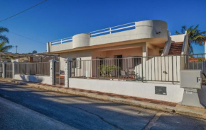 Amazing Home In Caucana With Wifi